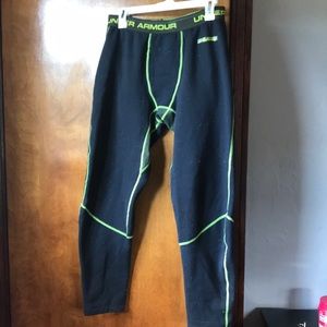 Under Armour hunting scent control fleece leggings